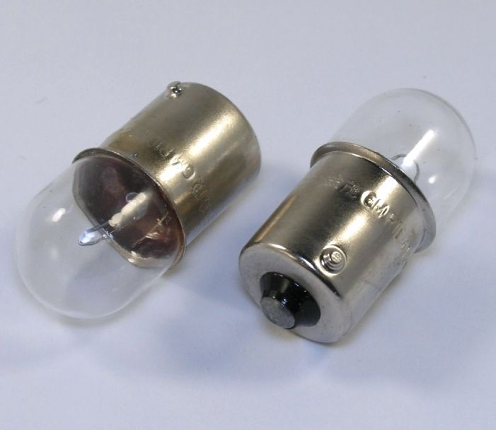 Autó izzó BA15S 10w (hátsó helyzetjelző) (IT13025) Image of Autó izzó BA15S 10w (hátsó helyzetjelző) (IT13025)