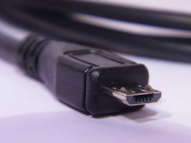 Image of MediaRange USB - microUSB cable 1.2m (IT9206)