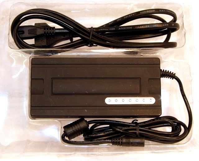 Image of Universal Laptop Home Charger 230V 90Watt (IT4199)