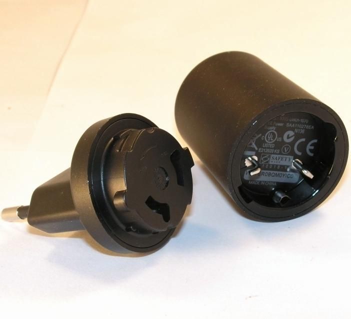 Image of Univerzális Telefon Töltő USB 2000mA 5V *Fekete henger* 230V (IT12842)