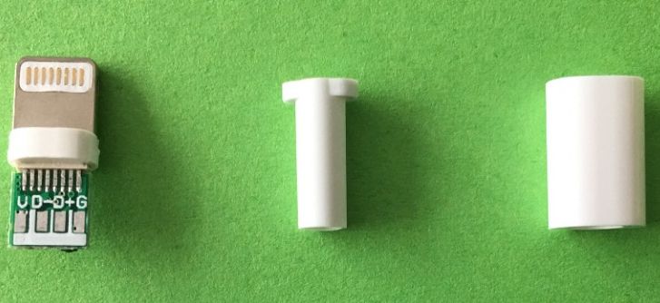 Image of Lightning connector **plastic housing** (Male) White (IT14157)