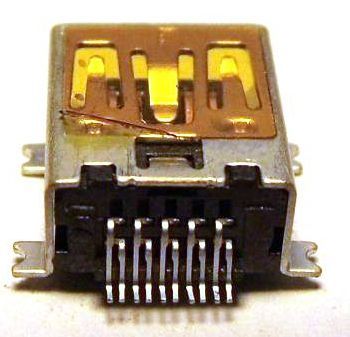 Image of miniUSB 2.0 connector *PANEL MOUNTABLE* (Female) No. 13 (IT10977)