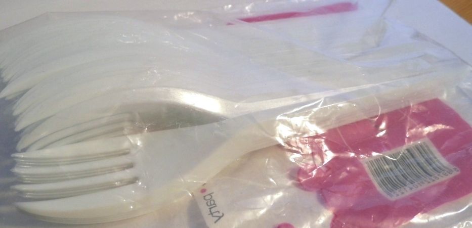 Műanyag villa 17cm x20 fehér (IT11369) Image of Műanyag villa 17cm x20 fehér (IT11369)