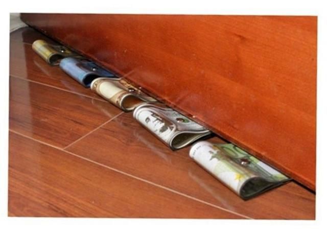 Image of Novelty Door Stopper 100 USD (IT11045)