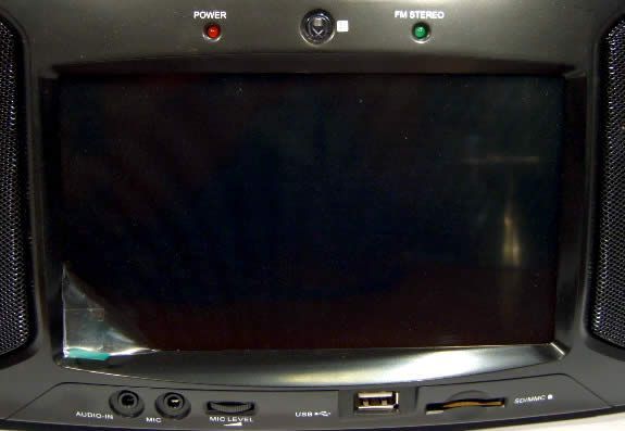 Image of RefleXion Portable DVD Player with 7inch display (IT3978)