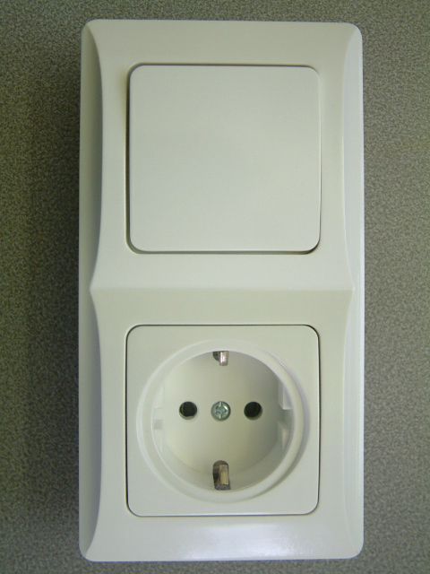 Electrical Outlet and Switch *wall-mount* (IT2032) Image of Electrical Outlet and Switch *wall-mount* (IT2032)