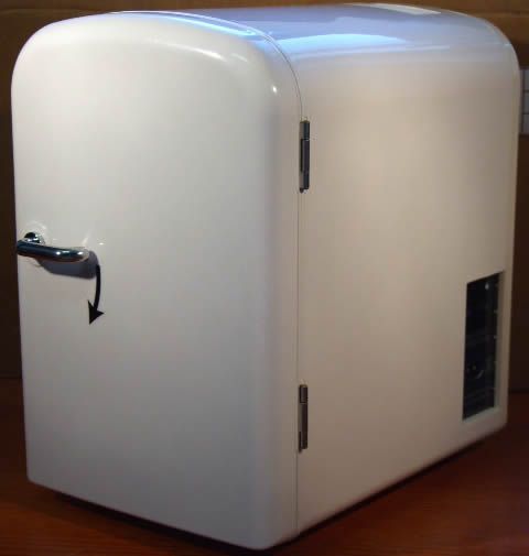 Image of Mini Refrigerator 12V-230V (IT3242)
