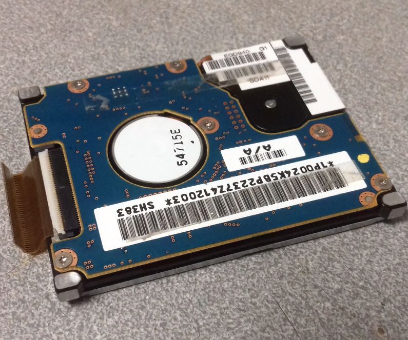 Image of Hitachi Travelstar 20GB 1.8 IDE HDD (ZIF) 4200RPM HTC426020G7CE10 INFO! 08K1535 (IT14288)