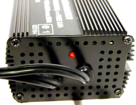 Image of BigBen Playstation 2 Auto Inverter, 55 W, 12V-230V (IT3724)