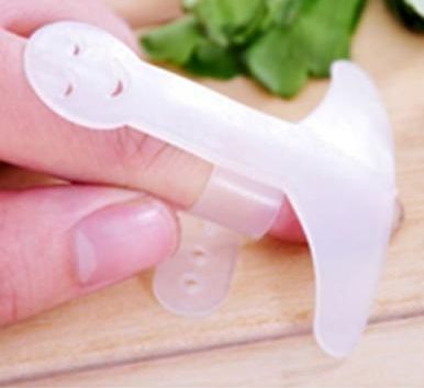 Image of Műanyag konyhai ujjvédő (vágáshoz, daraboláshoz) (IT11114)