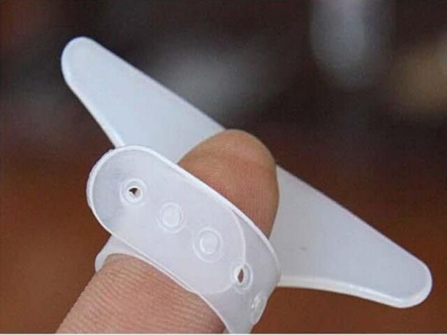 Image of Műanyag konyhai ujjvédő (vágáshoz, daraboláshoz) (IT11114)