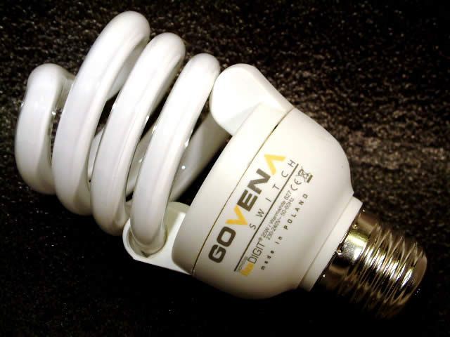 Image of Govena Energy Saving Lamp *E27* 20W (Self Dimmer) (IT3319)