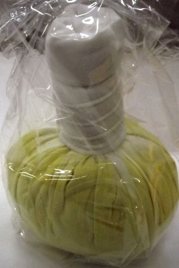 Image of Kongka Compound Compressed Herb Massage Ball 200g (IT12141)