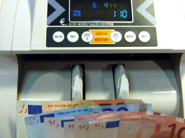 Image of IT Media BankNote Counter KD-2200AV (IT4195)