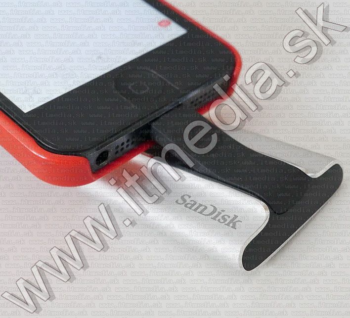Image of SanDisk iXpand 32GB for Apple iPhone/iPad, USB 2.0 (IT11916)