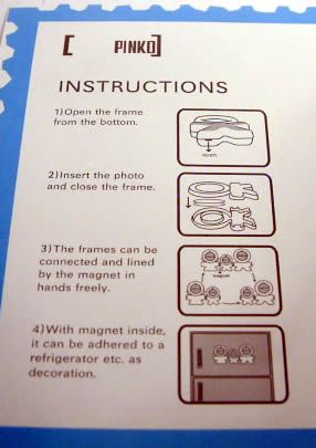 Image of Plastic Photo Frame *Refrigerator Magnet* Family (IT3182)