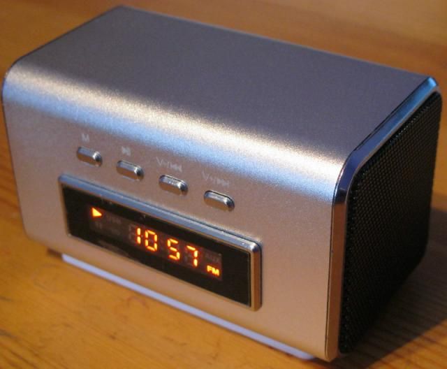 Image of MP3 Player USB microSD FM mini Speaker STEREO *metal* (IT7579)