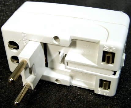 Image of Universal Travel Socket Converter BULK info! (IT3298)