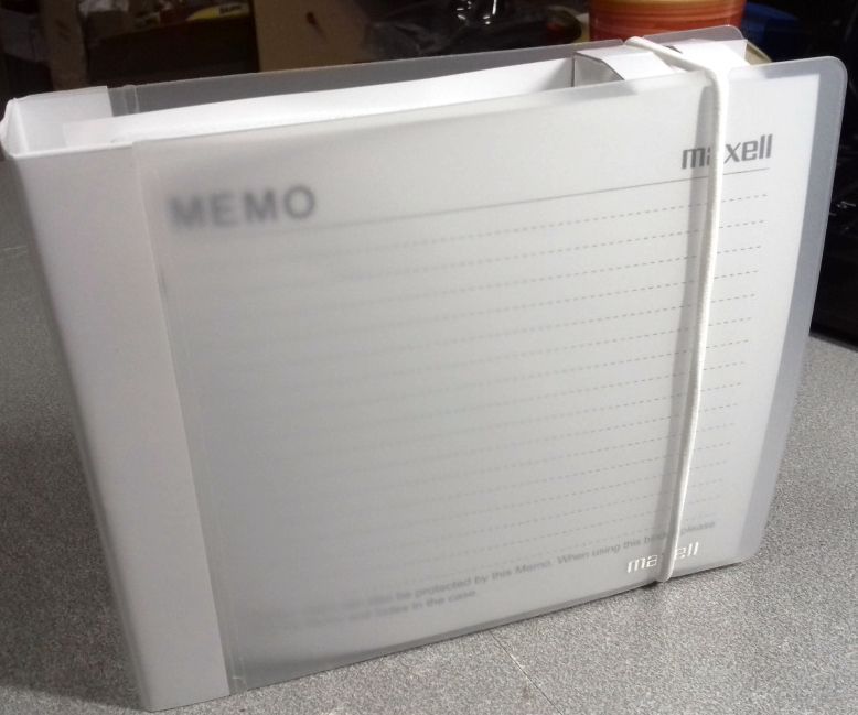 Image of Maxell CD Binder (Storage Album) 24 discs (IT13761)