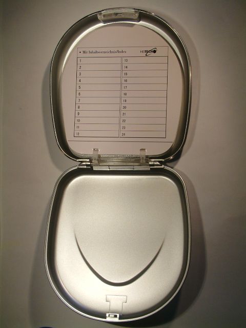 Image of Touch-It Travel-Case 24 *Metalline* Silver (IT2045)